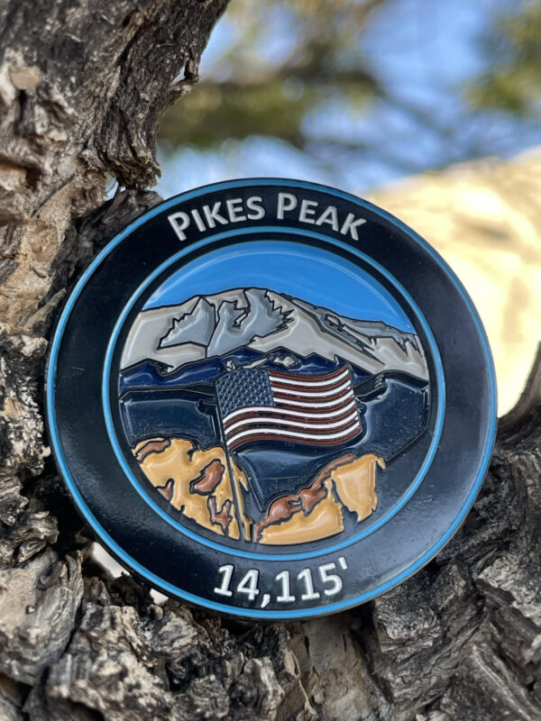 PIKES PEAK COLORADO 14ER 1.75" MOUNTAIN SUMMIT COIN